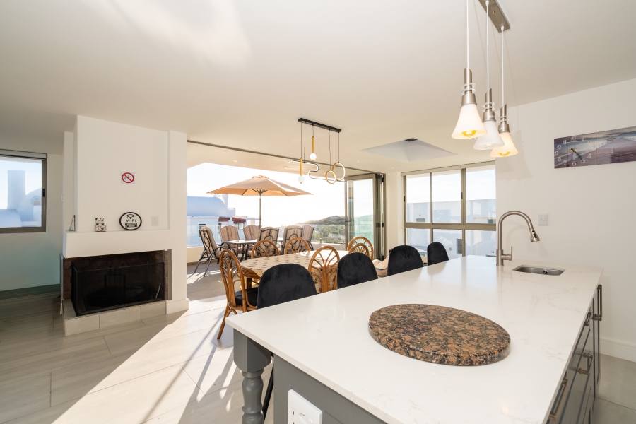 5 Bedroom Property for Sale in Paradise Beach Western Cape